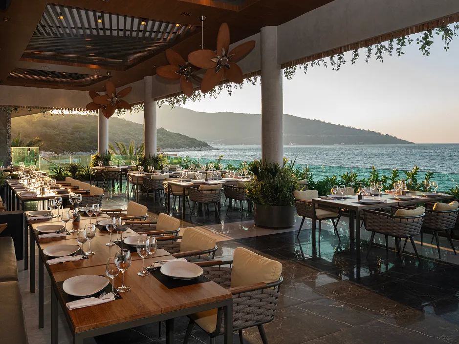 Sunset Bar